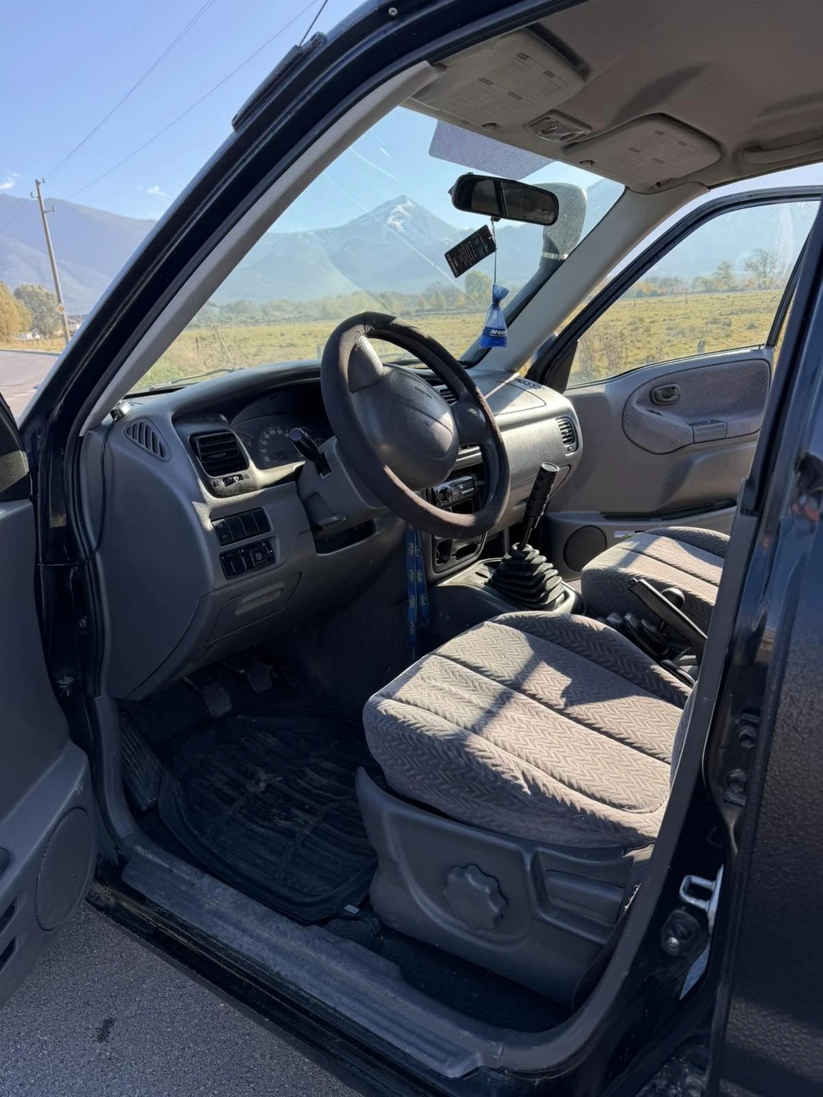 Suzuki Grand vitara 2.5i, снимка 8 - Автомобили и джипове - 56556733