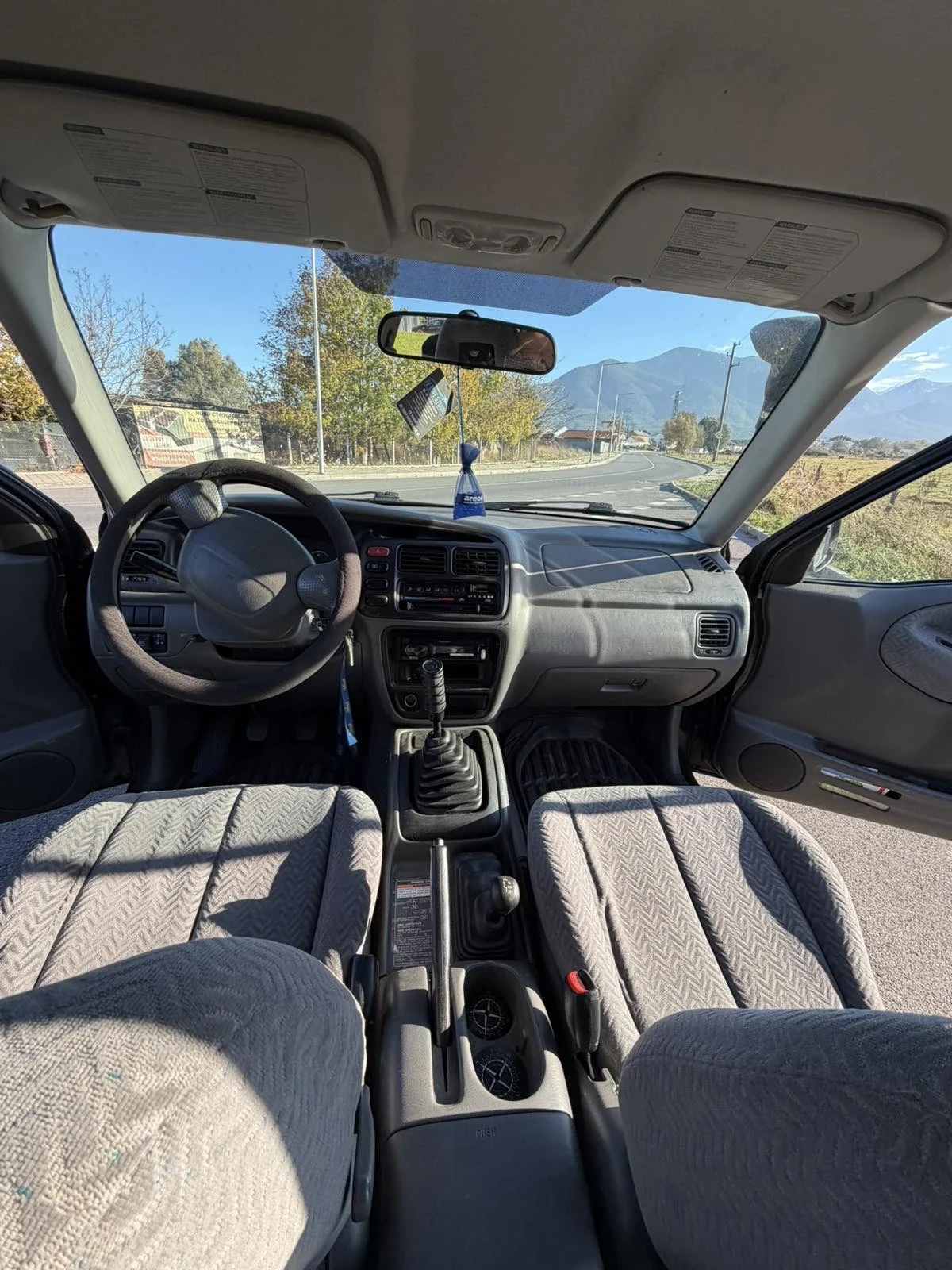 Suzuki Grand vitara 2.5i, снимка 6 - Автомобили и джипове - 56556733