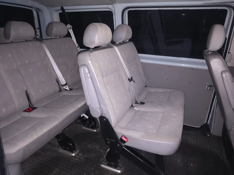 VW T5 1.9tdi 105hp, снимка 11 - Бусове и автобуси - 53537434