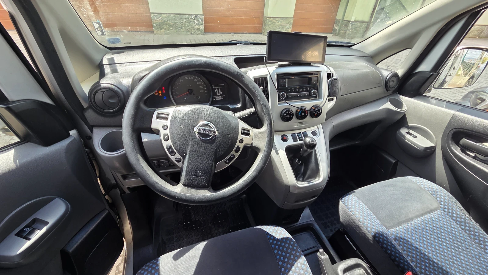 Nissan NV200, снимка 2 - Бусове и автобуси - 54693376