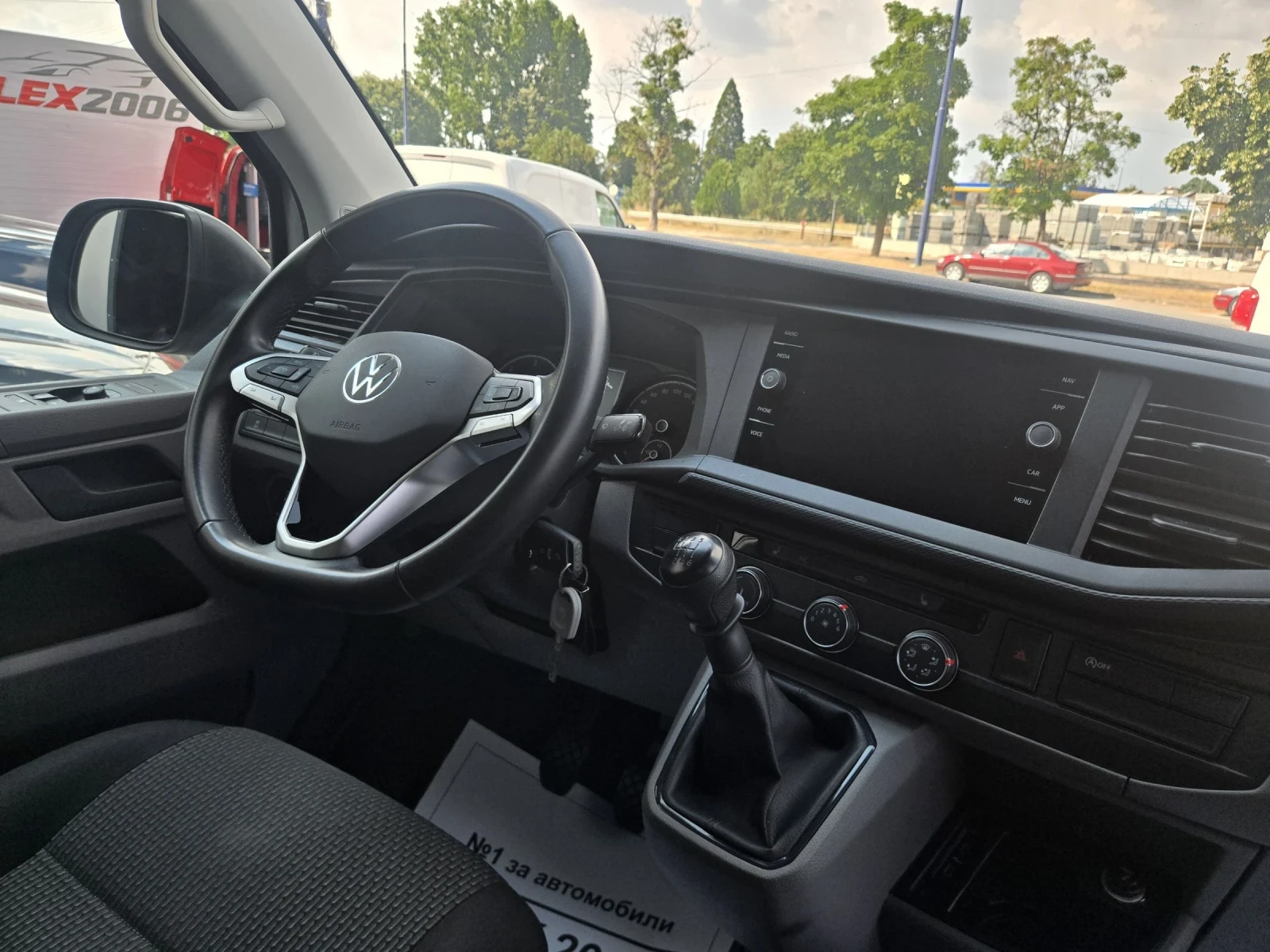 VW T6 Макси Транспортер, снимка 9 - Бусове и автобуси - 55121991