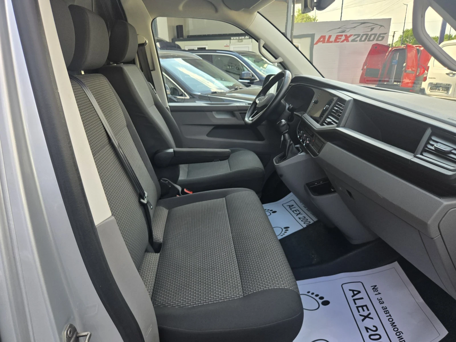 VW T6 Макси Транспортер, снимка 8 - Бусове и автобуси - 55121991