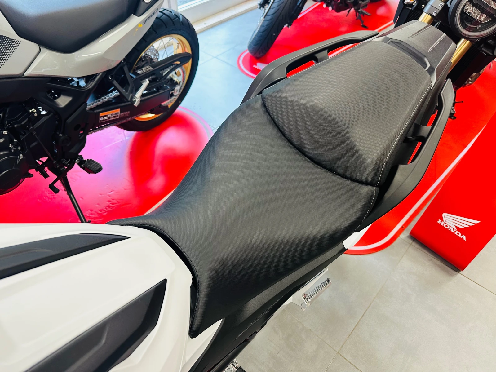 Honda Nc 750X НОВ!!! 0км. - изображение 3