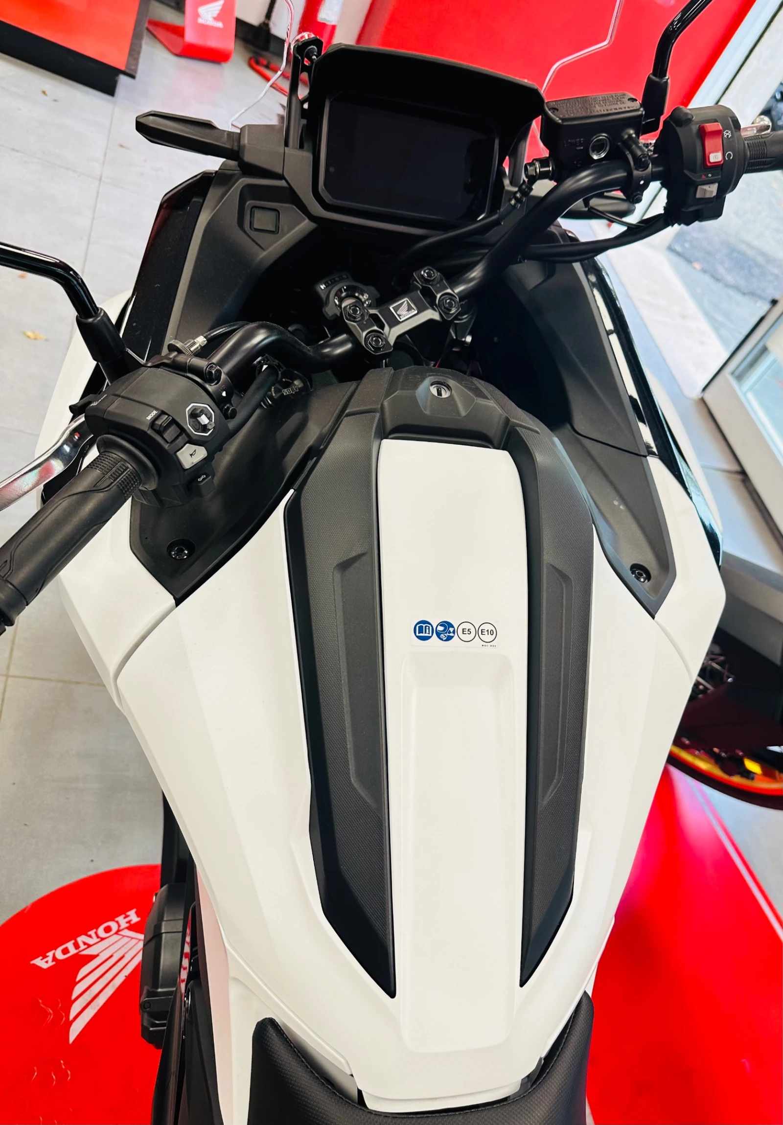 Honda Nc 750X НОВ!!! 0км. - изображение 2