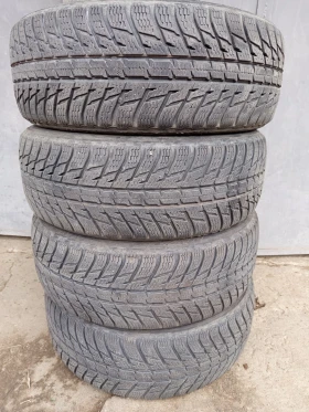 Гуми Зимни 215/60R17, снимка 1