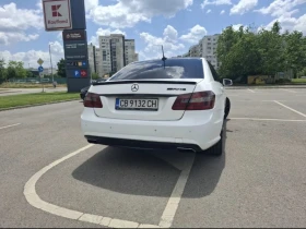 Mercedes-Benz E 200, снимка 5