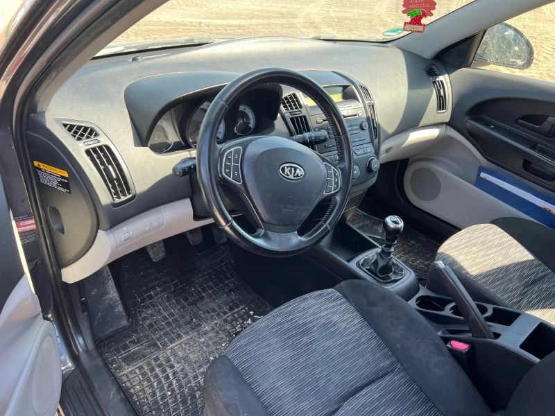 Kia Ceed 1, 4 - КЛИМАТИК , снимка 5 - Автомобили и джипове - 45179511