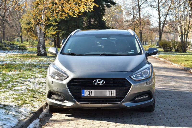 Hyundai I40, снимка 2 - Автомобили и джипове - 48273504