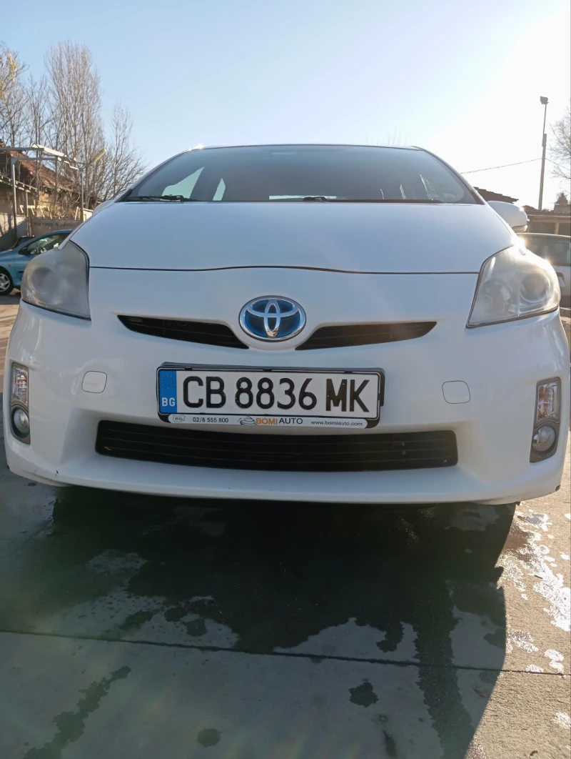 Toyota Prius, снимка 4 - Автомобили и джипове - 48896994