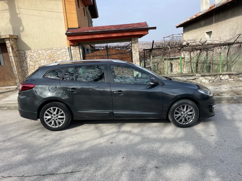 Renault Megane 1.5 DCI 6ск, снимка 3 - Автомобили и джипове - 49113097