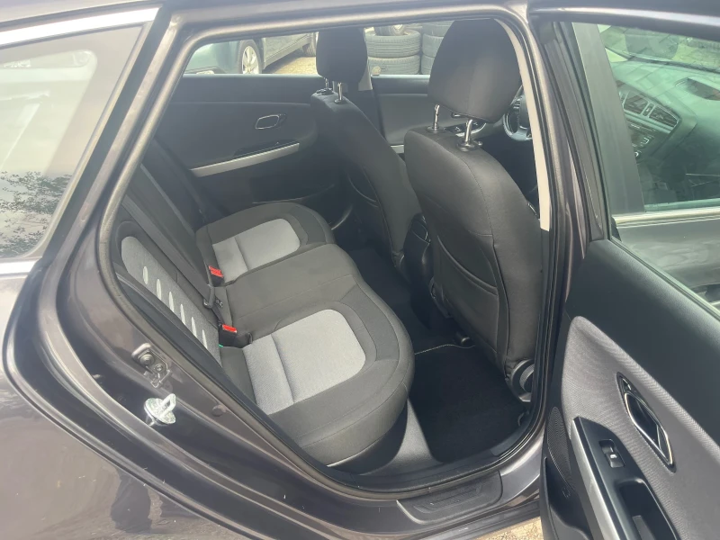 Kia Ceed  1.6, GDi Trend* 135 HP, снимка 15 - Автомобили и джипове - 52042624