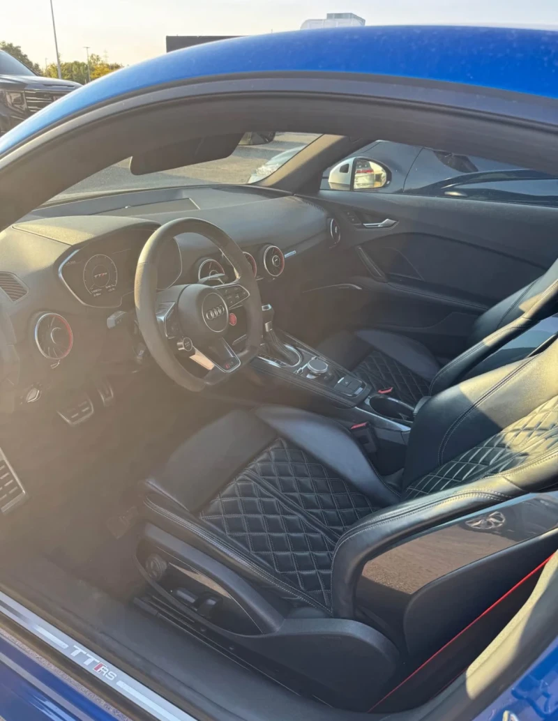 Audi Tt RS * * CARFAX * * АВТО КРЕДИТ * * , снимка 5 - Автомобили и джипове - 52903012