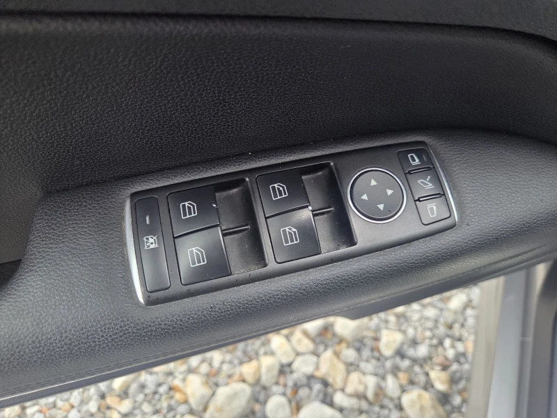 Mercedes-Benz E 220 CDI, AMG Pack, Navi, Coupe, ЛИЗИНГ, снимка 13 - Автомобили и джипове - 52997612