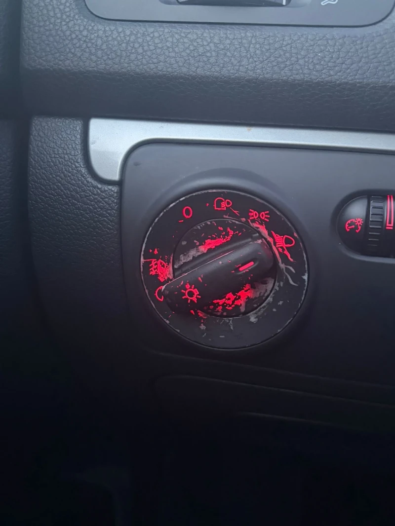 VW Golf, снимка 7 - Автомобили и джипове - 53024460