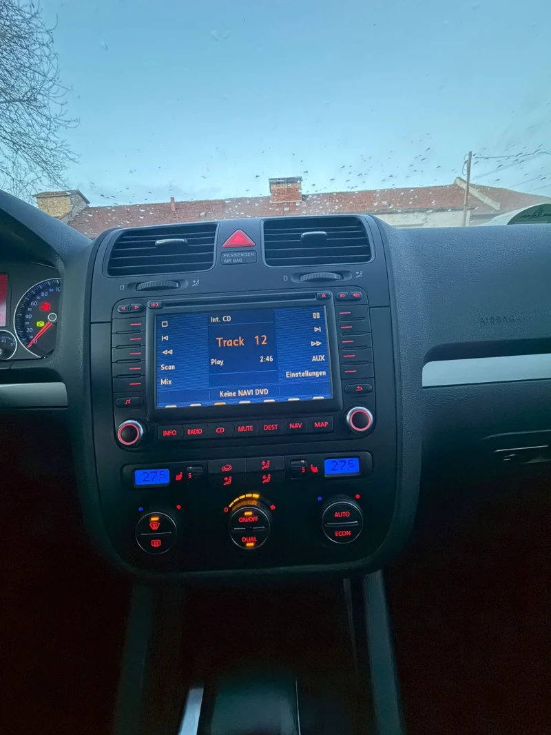 VW Golf, снимка 6 - Автомобили и джипове - 53024460