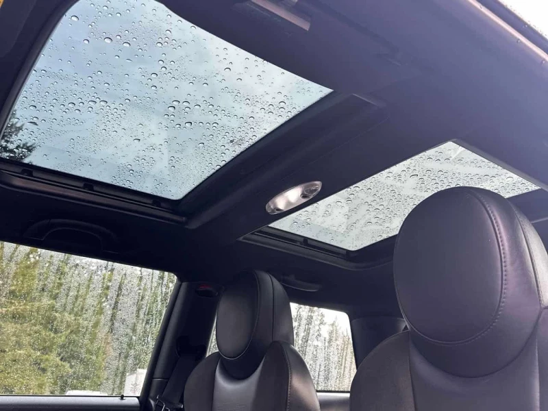 Mini Cooper * John Works * ПАНОРАМА* KEYLESS* ПОДГРЕВ* , снимка 10 - Автомобили и джипове - 53600856