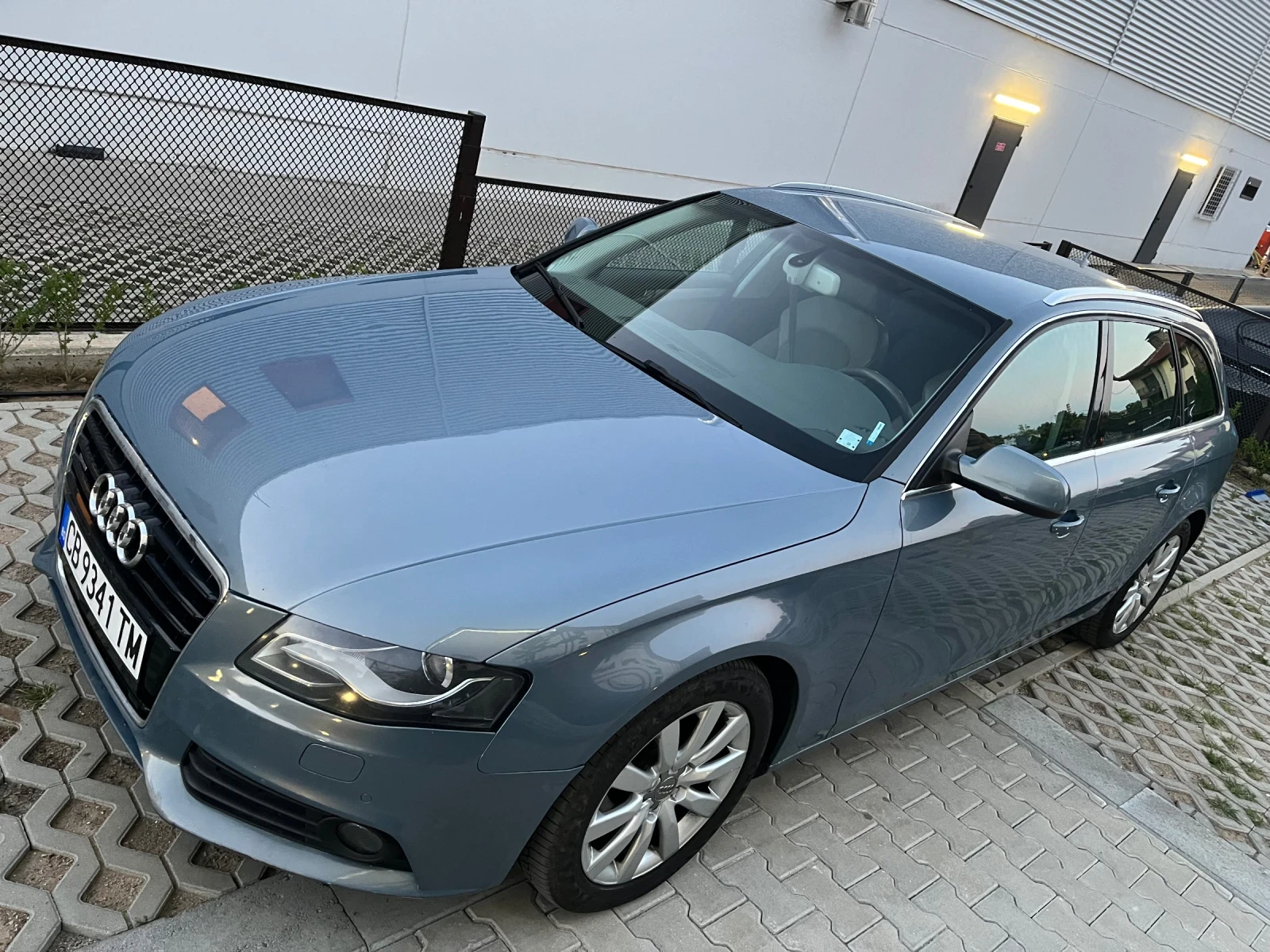 Audi A4  - изображение 4