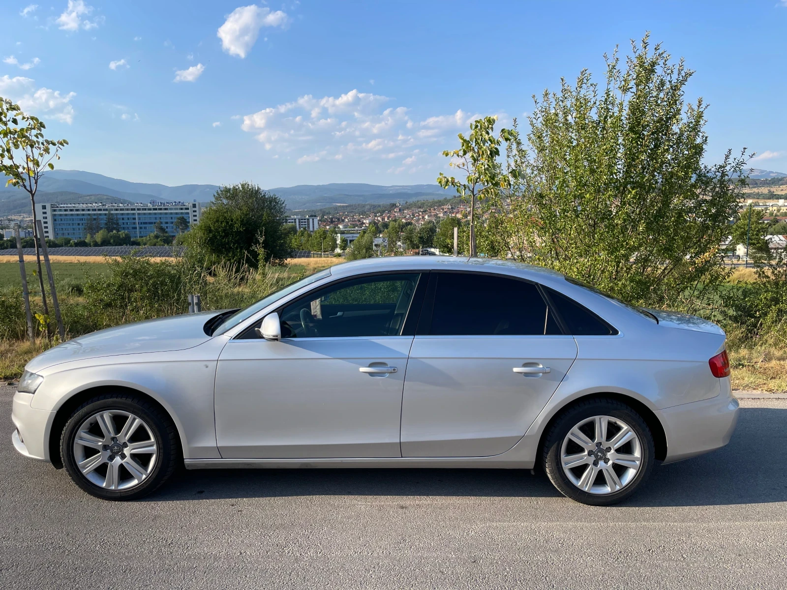 Audi A4  - изображение 2