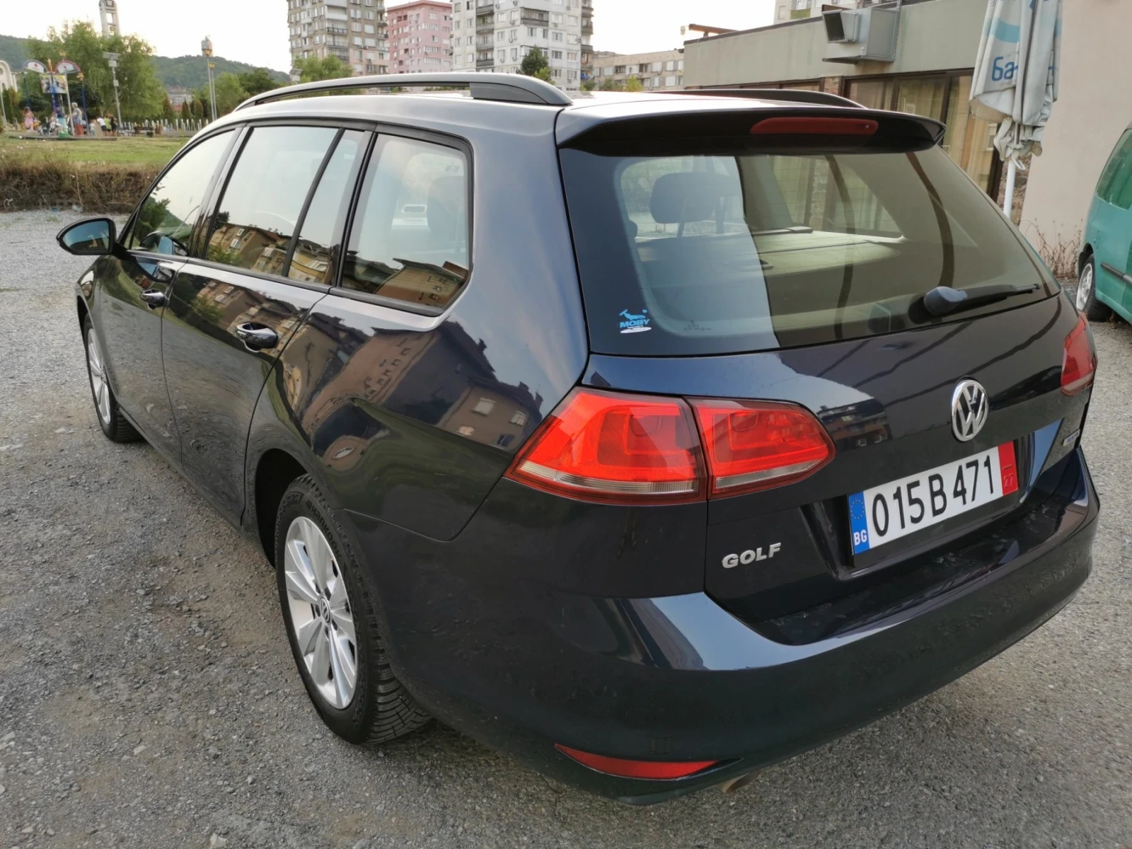 VW Golf 1.6 TDI 110ps E6b - изображение 5