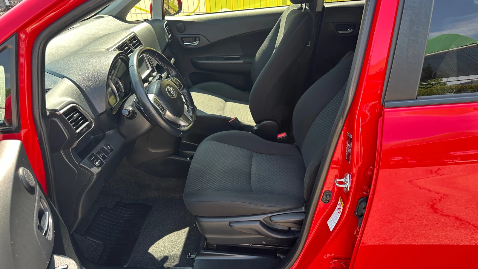 Toyota Verso S Face Lift 1.33 VVTi Automatic  - изображение 8