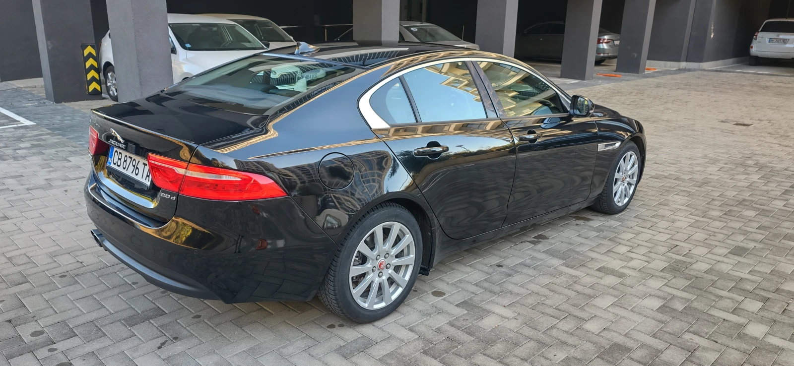 Jaguar XE 2.0d | Mobile.bg — изображение 5