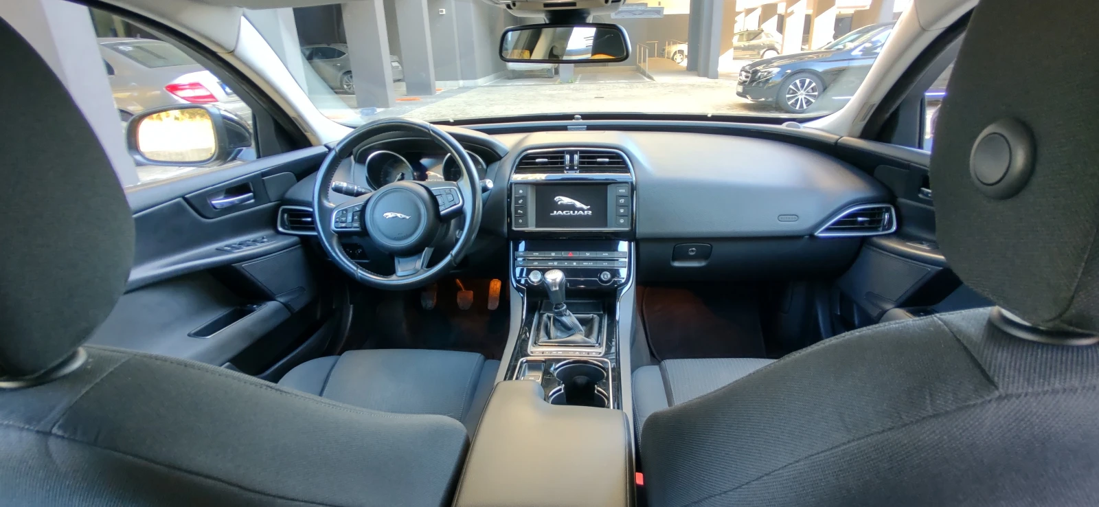 Jaguar XE 2.0d | Mobile.bg — изображение 13