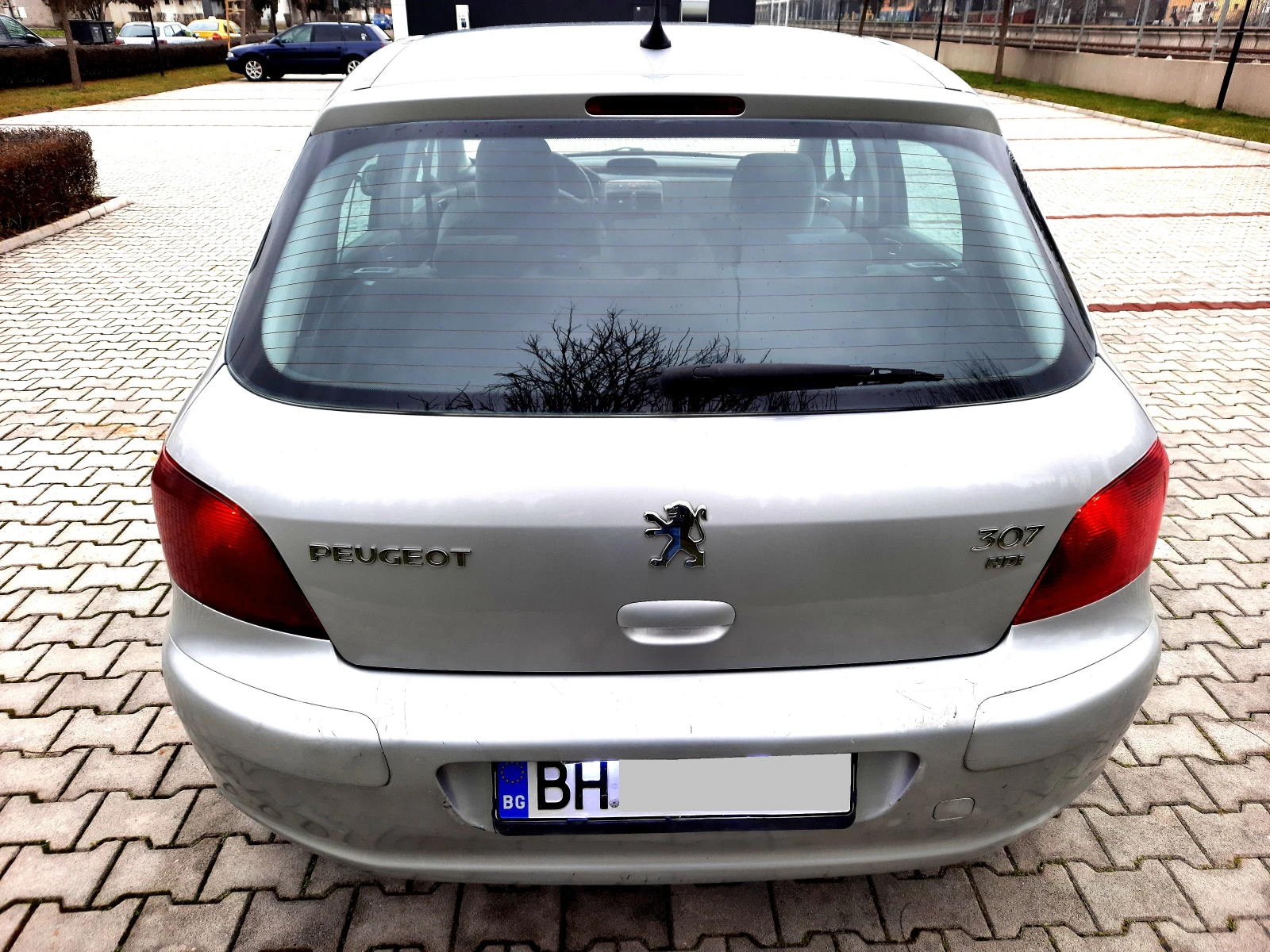 Peugeot 307 2000 HDI 90 к.с. - изображение 5