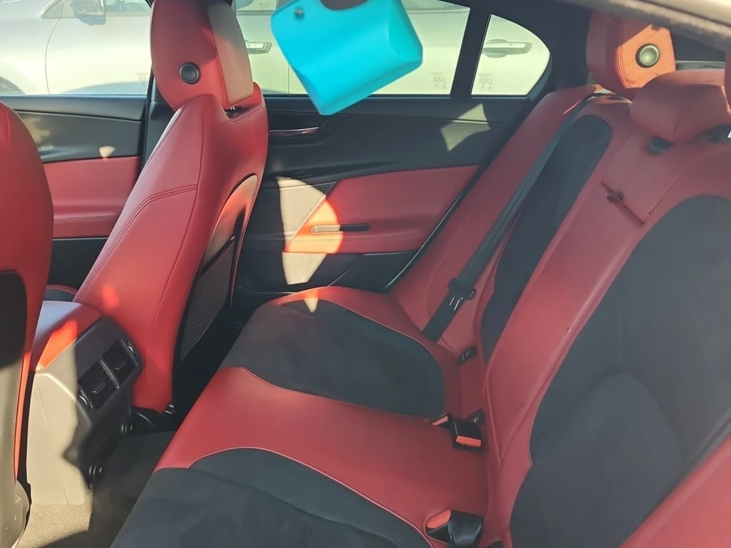 Jaguar XE * S * CARFAX * ���� �� �� | Mobile.bg � ����������� 10