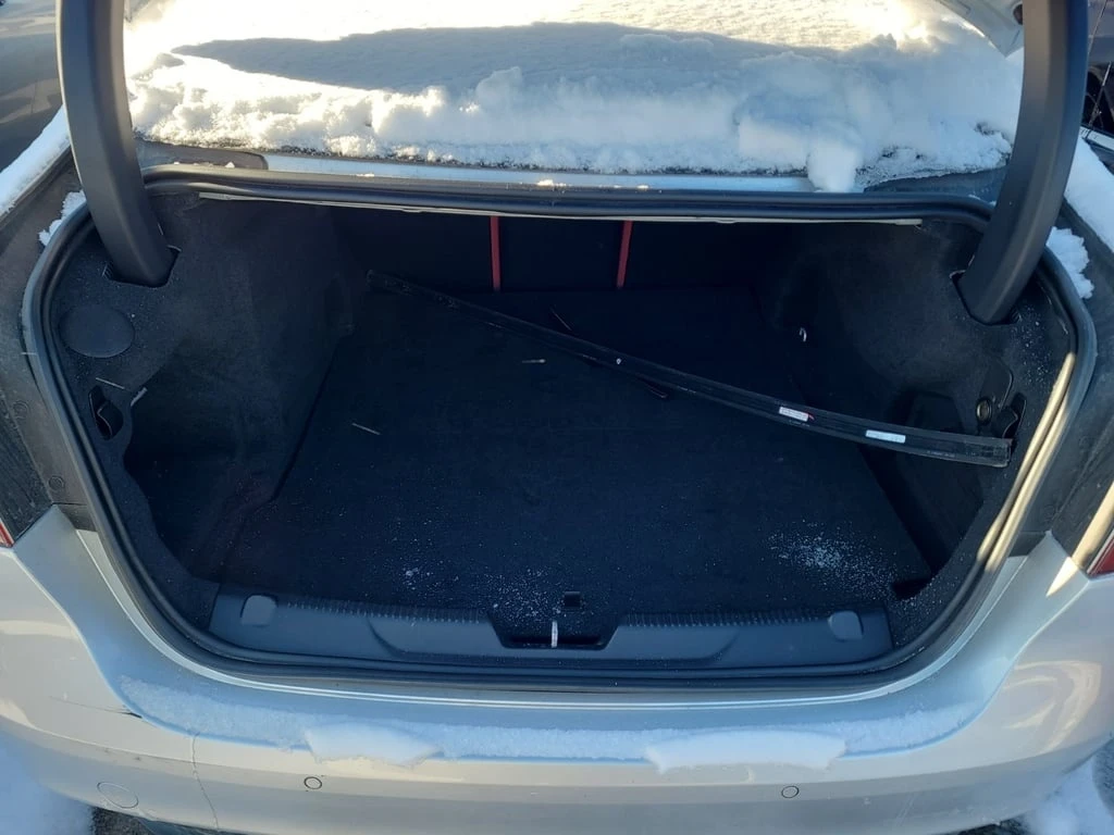 Jaguar XE * S * CARFAX * ���� �� �� | Mobile.bg � ����������� 16