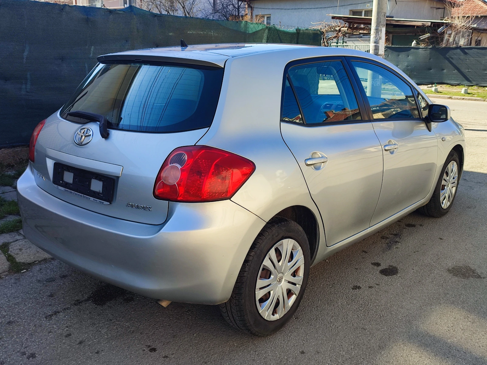 Toyota Auris 1.6i-124kc-ЕВРО4-КЛИМАТРОНИК - изображение 4