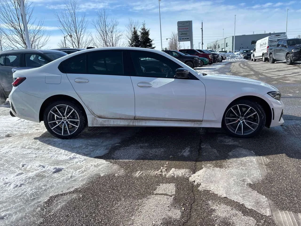 BMW 330 * xDrive * КОМПЛЕКТ ГУМИ * ПРЕДСТАВИТЕЛСТВО, снимка 3 - Автомобили и джипове - 53953678