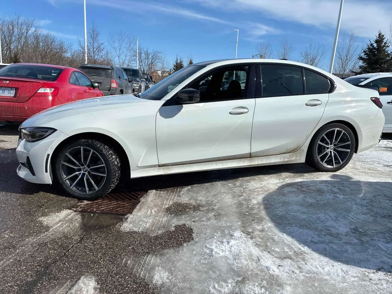 BMW 330 * xDrive * КОМПЛЕКТ ГУМИ * ПРЕДСТАВИТЕЛСТВО, снимка 2 - Автомобили и джипове - 53953678