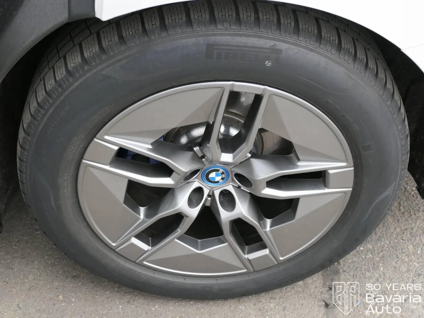 BMW iX 50 xDrive Sport, снимка 17 - Автомобили и джипове - 54345235
