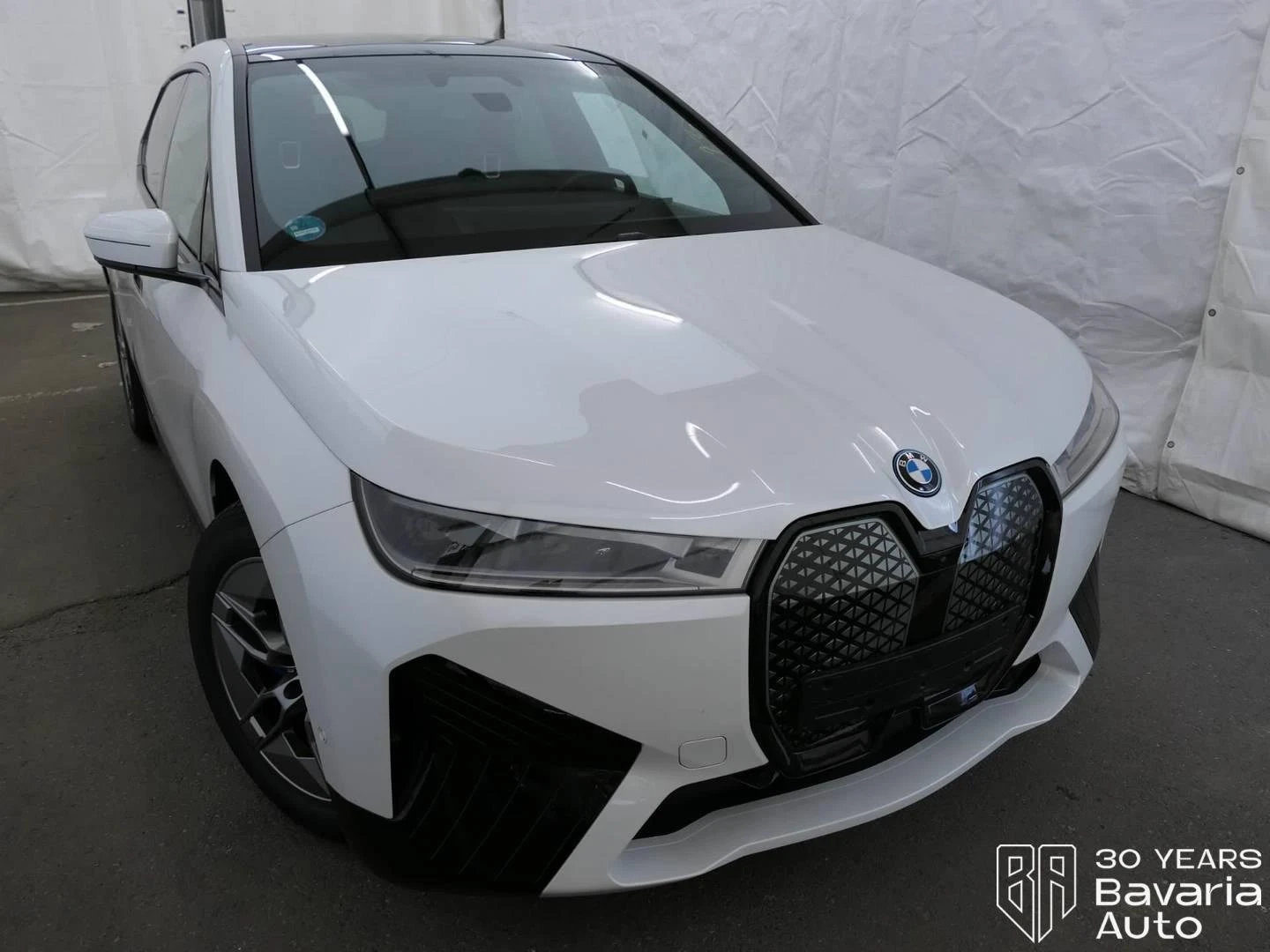 BMW iX 50 xDrive Sport, снимка 4 - Автомобили и джипове - 54345235