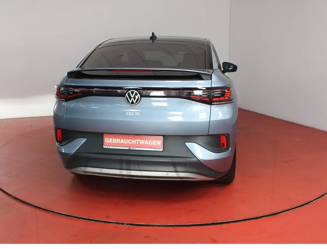 VW ID.5 PRO PERFORMANCE/HUD/MEMORY/MASSAGE/PANO/82KW/FULL, снимка 5 - Автомобили и джипове - 54459183