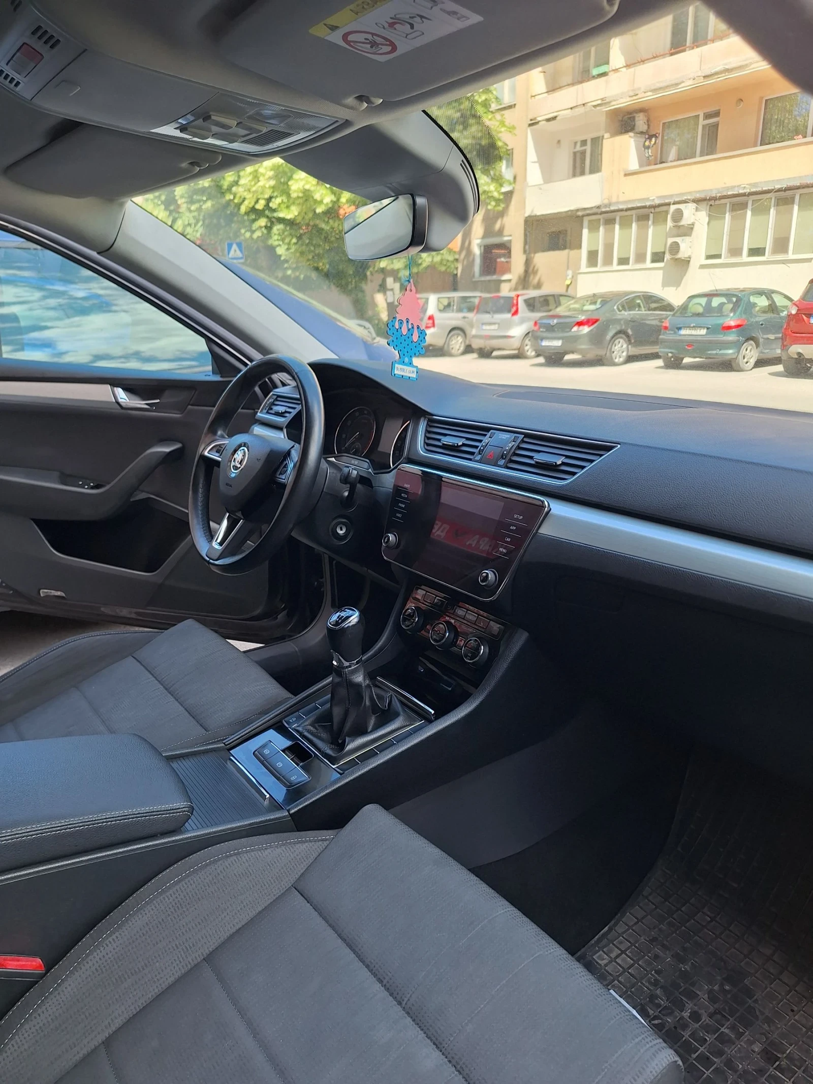 Skoda Superb, снимка 10 - Автомобили и джипове - 54815675