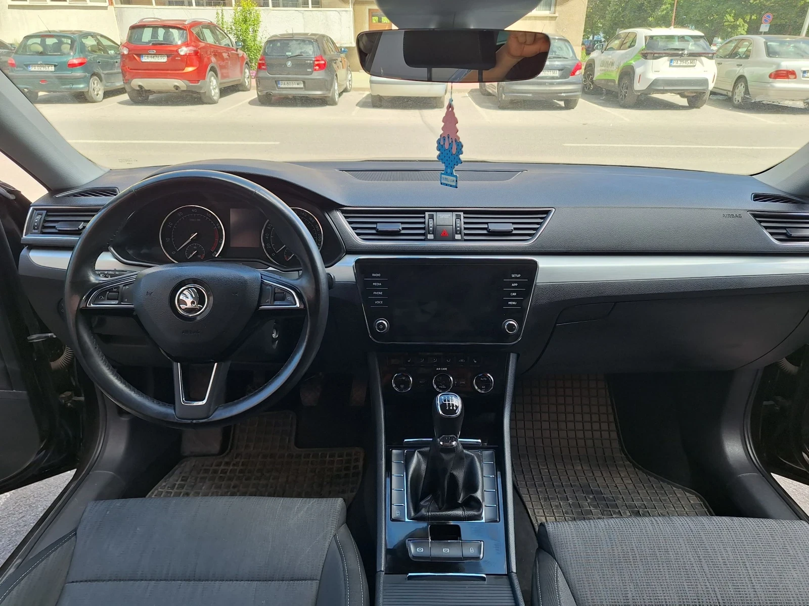 Skoda Superb, снимка 8 - Автомобили и джипове - 54815675