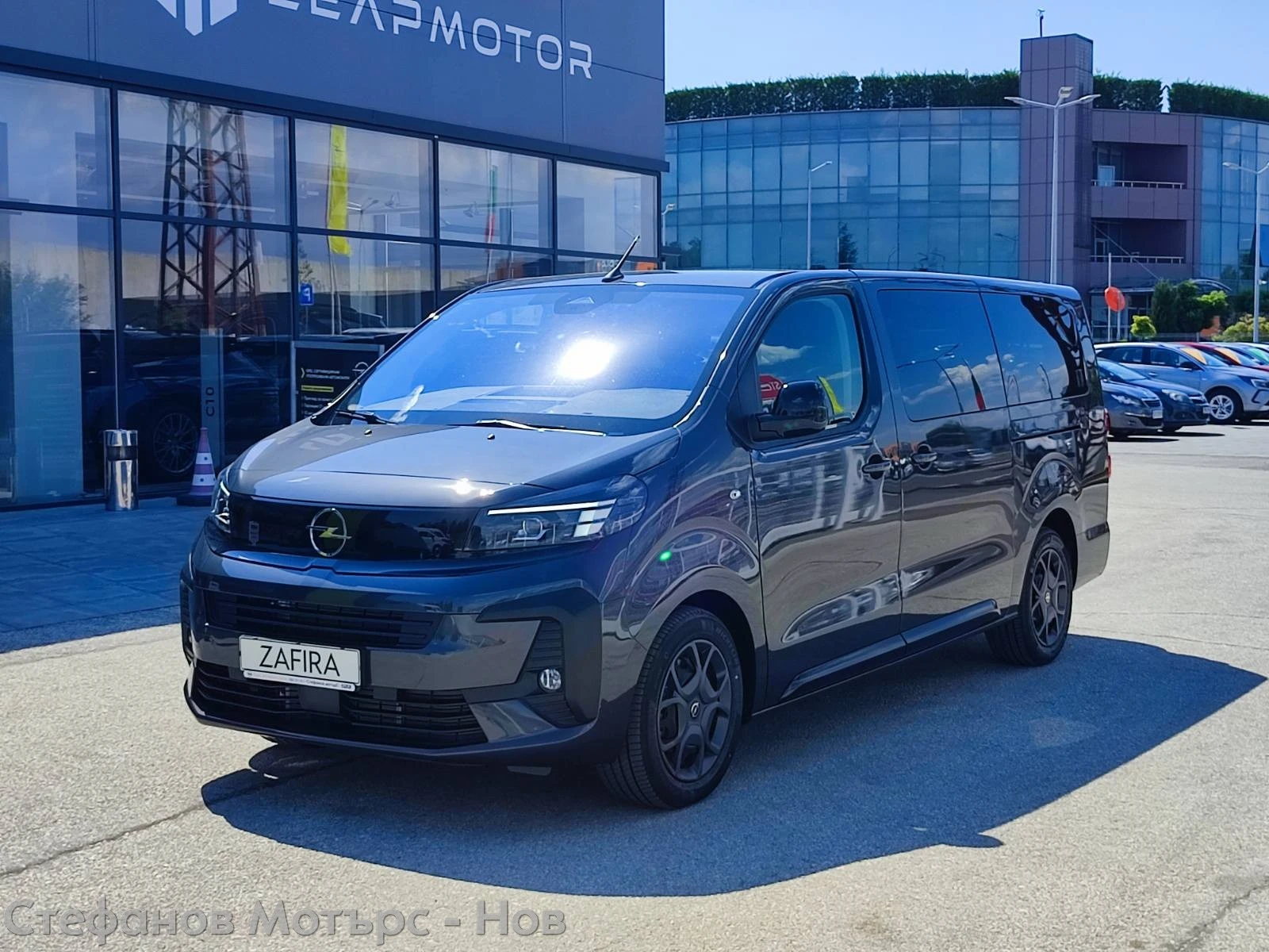 Opel Zafira Life MCA Business Edition 2.2 Diesel 180 АТ8 Large, снимка 3 - Автомобили и джипове - 55061739