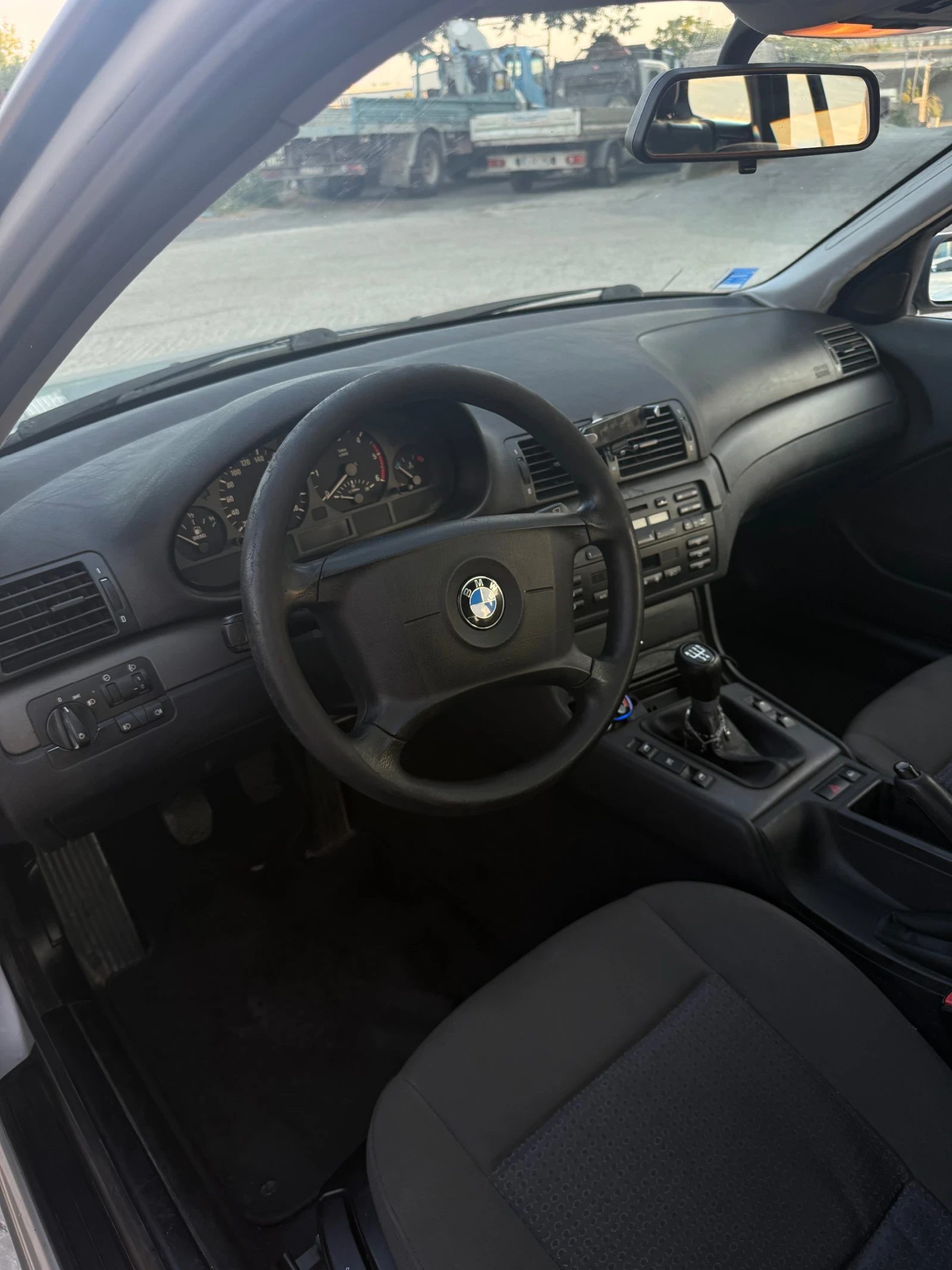 BMW 320, снимка 7 - Автомобили и джипове - 55450593