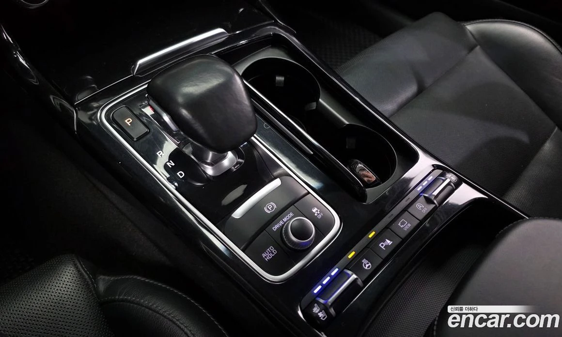 Kia Stinger 2.2 Diesel AWD Platinum, снимка 9 - Автомобили и джипове - 55856245