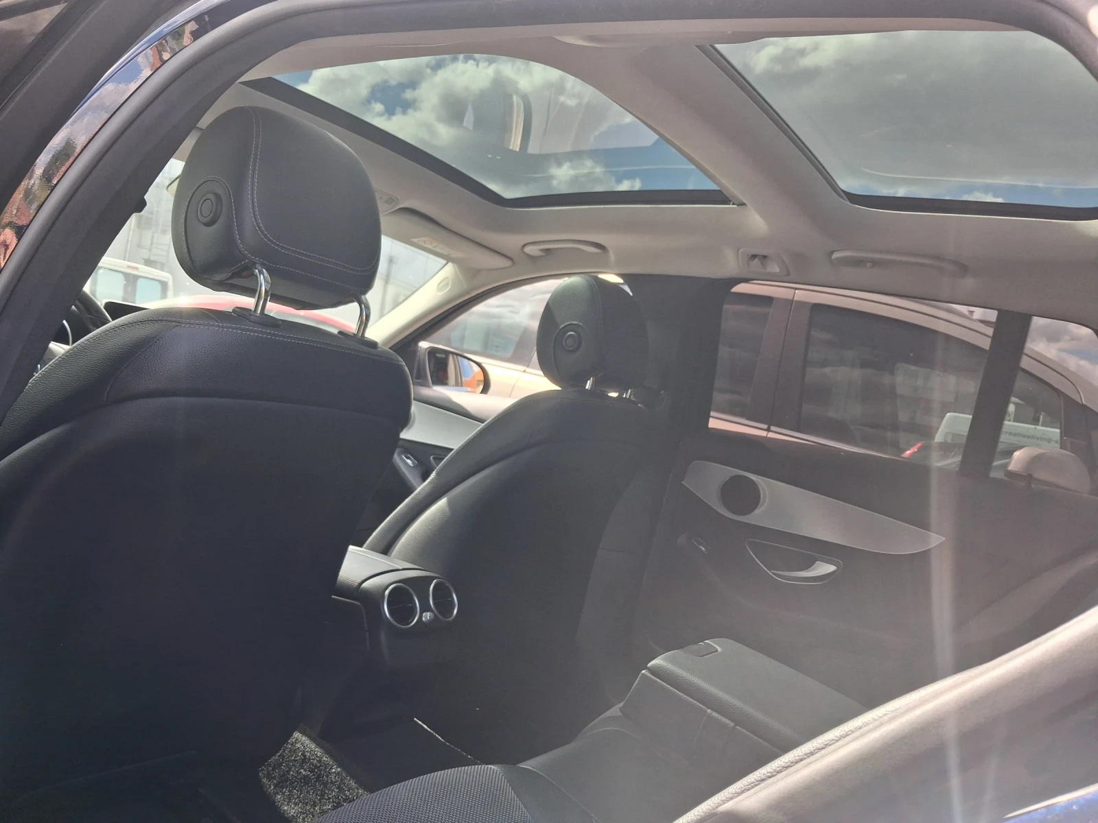 Mercedes-Benz C 250 Mercedes Benz C250D 4Matic/СМЕНЕНА ВЕРИГА/ПАНОРАМА, снимка 13 - Автомобили и джипове - 56238742