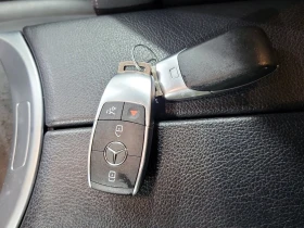 Mercedes-Benz GLC 300 * CARFAX* ПАНОРАМА* ПОДГРЕВИ - 27900 € / 54567.66 лв. - 96971198 9