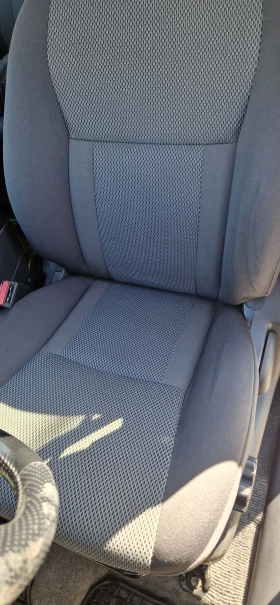 Toyota Rav4 - 4300 € / 8410.07 лв. - 40317827 12