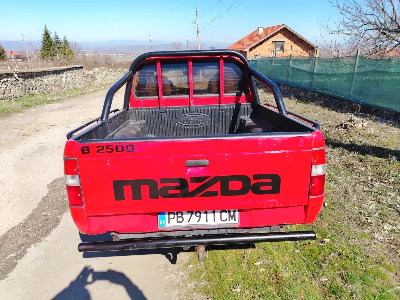 Mazda B2500 2.5tdi, снимка 4 - Автомобили и джипове - 49411816