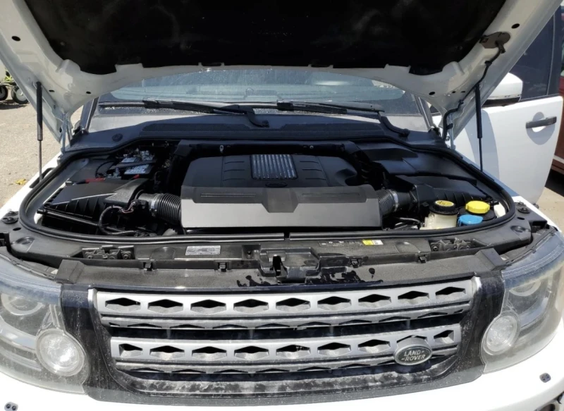 Land Rover Discovery 3.0 БЕНЗИН SUPERCHARGED , снимка 9 - Автомобили и джипове - 52537060