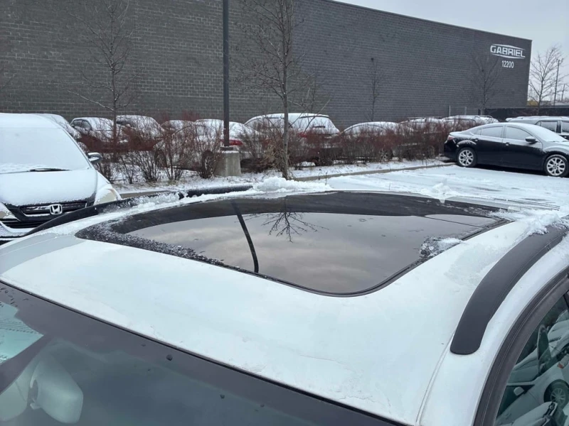 Audi Q3 * Komfort * CARFAX * БЕЗ ПЪРВОНАЧАЛНА ВНОСКА, снимка 16 - Автомобили и джипове - 52681502