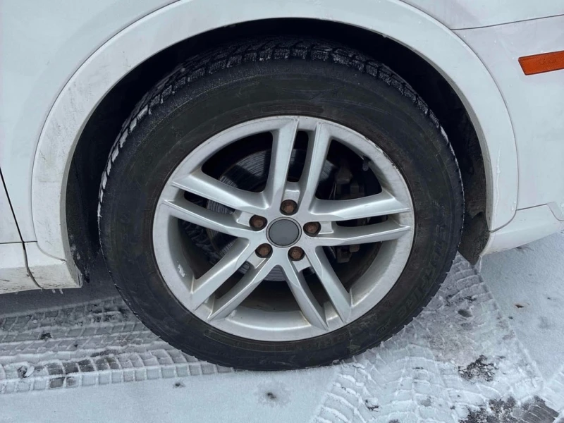 Audi Q3 * Komfort * CARFAX * БЕЗ ПЪРВОНАЧАЛНА ВНОСКА, снимка 7 - Автомобили и джипове - 52681502