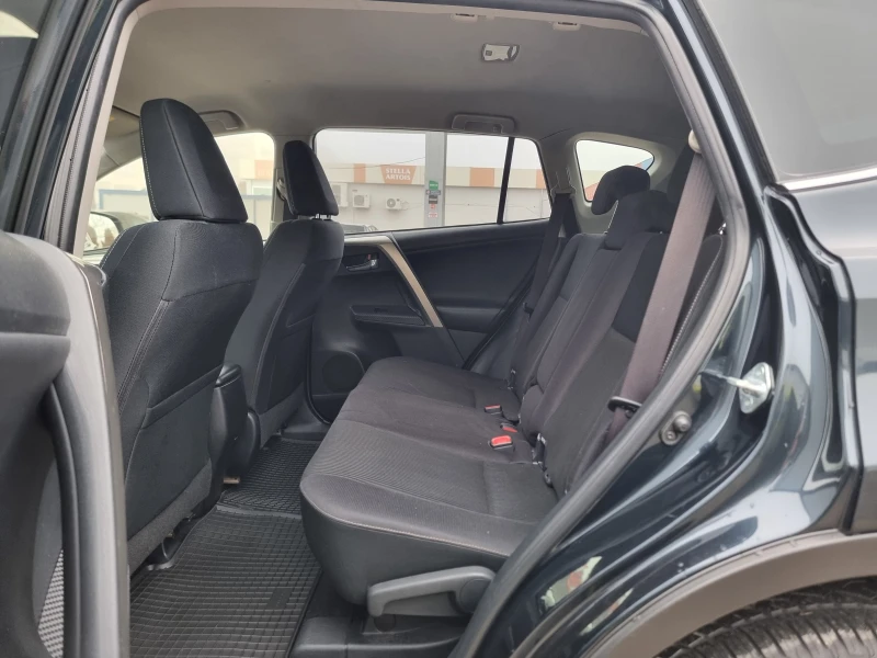 Toyota Rav4 2.0D4D* 4X4* NAVI * KAMERA* LED* Keyless* EVRO-5B*, снимка 13 - Автомобили и джипове - 52831924