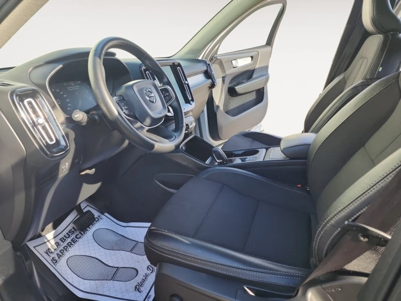 Volvo XC40 * T4 AWD Momentum * CARFAX * ЦЕНА ДО БГ, снимка 5 - Автомобили и джипове - 53263684