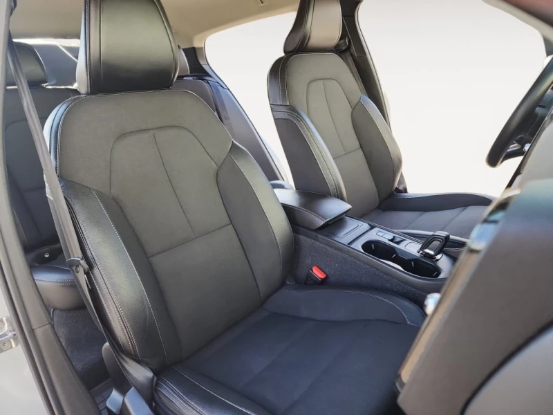 Volvo XC40 * T4 AWD Momentum * CARFAX * ЦЕНА ДО БГ, снимка 10 - Автомобили и джипове - 53263684